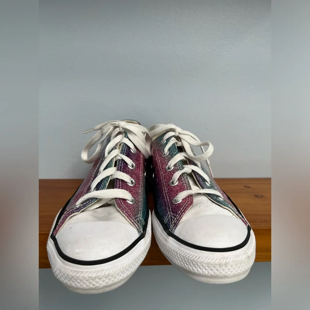 CONVERSE Chuck Taylor All Star Glitter Drip Low Top Sneakers Girls SZ 3 PreLoved